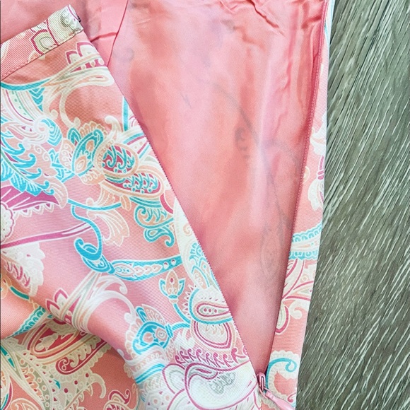 Ann Taylor A Line silk skirt size 10 petite - Picture 3 of 7
